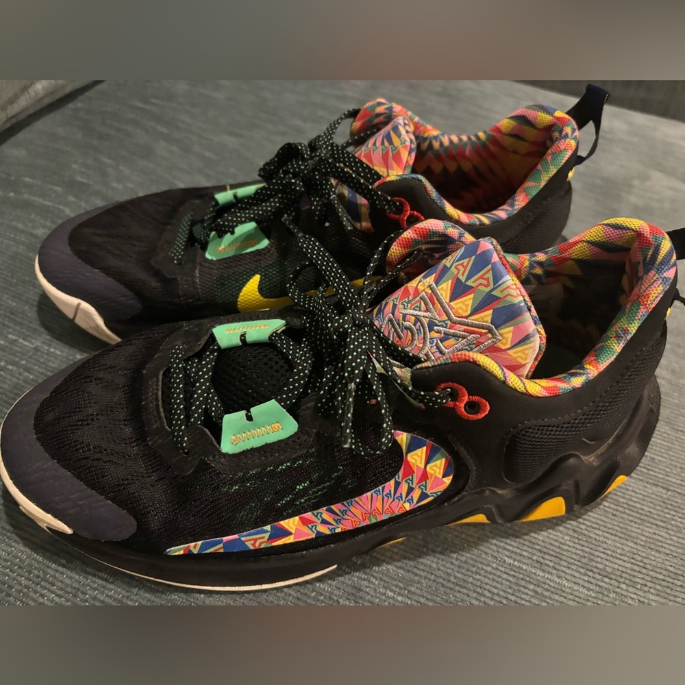Nike Black Multicolor Kids Sneakers